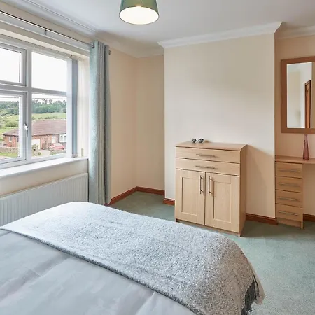 Host & - Wharton Cottages *